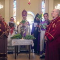 Եպիսկոպոսական Ս. Պատարագ եւ Մատաղօրհնէք Խաչվերացի Տօնին եւ Մոնթեպելլոյի Ս. Խաչ Մայր Տաճարի Անուանակոչութեան Օրուան Առթիւ