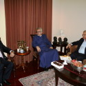 Առաջնորդ Սրբազաբը Ընդունեց Հ.Յ.Դ. «Զաւարեան» Կոմիտէի Պատուիրակութիւնը