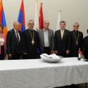 Առաջնորդ Սրբազան Ներկայ Եղաւ «Մարմնամարզ» Հատորի Հրատարակութեան Նուիրուած Հ.Մ.Ը.Մ.-ի Ողջունահանդէսին